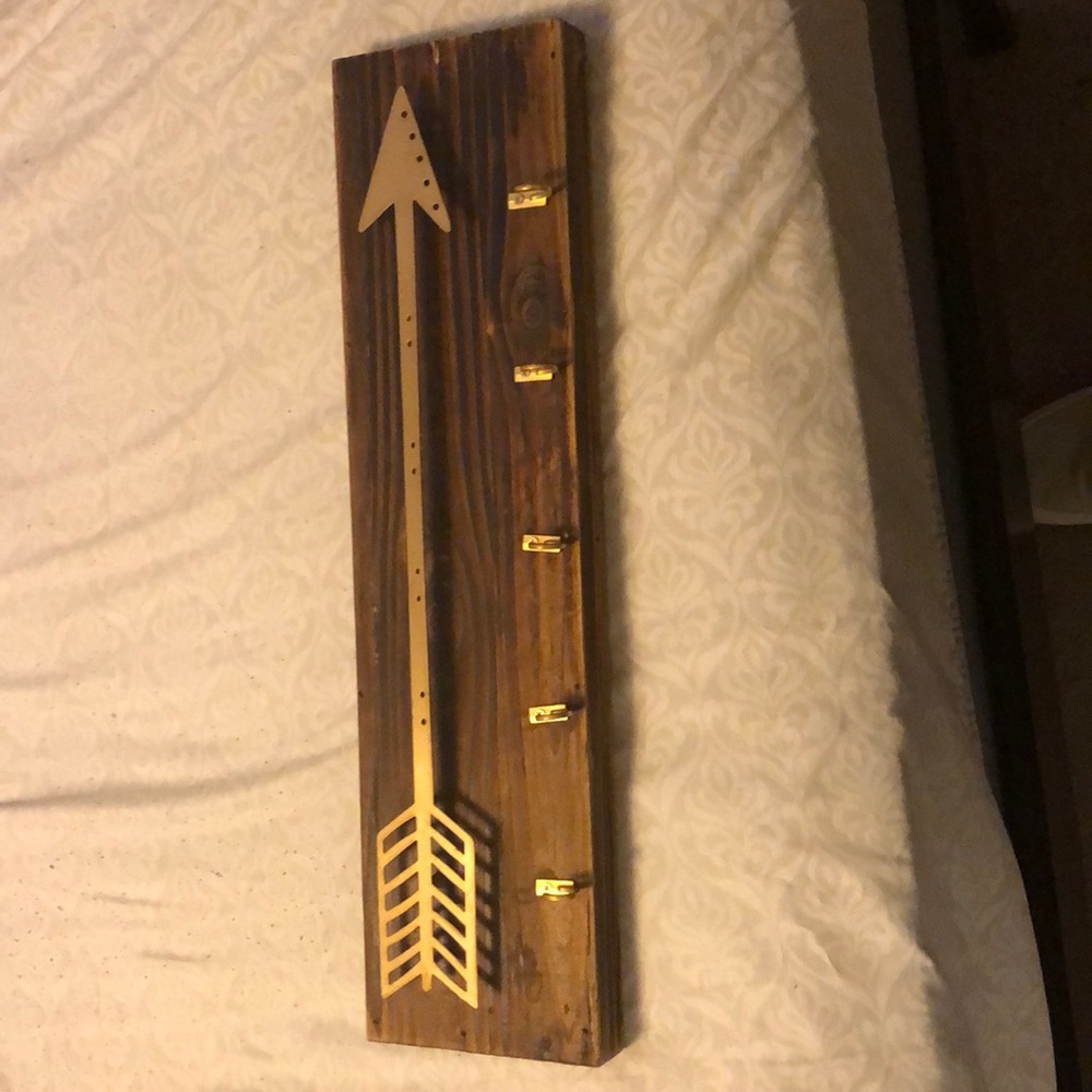 Wall art/ key hanger never used in new home